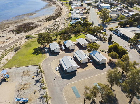 Port Broughton Tourist Park - Accommodation Burleigh 8