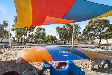 Port Broughton Tourist Park - Accommodation Burleigh 1