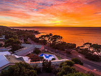 Book American River Accommodation Vacations Accommodation Burleigh Accommodation Burleigh