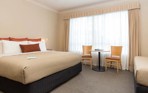 McCracken Country Club - Accommodation Burleigh 9