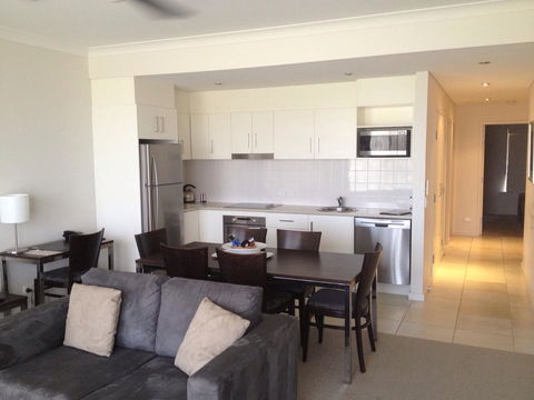 McCracken Country Club - Accommodation Burleigh 37