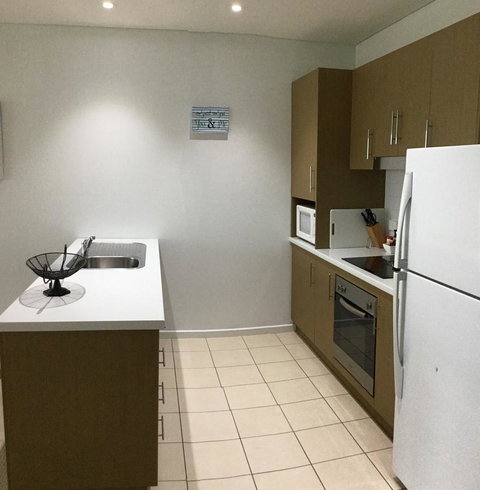 Wallaroo Marina Waterfront Luxe Apartment - Accommodation Burleigh 9