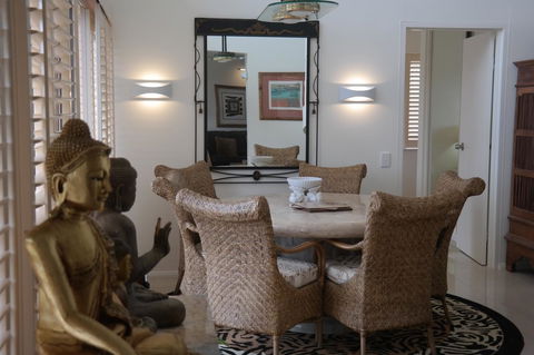 Pacific Bay Resort - Accommodation Burleigh 22
