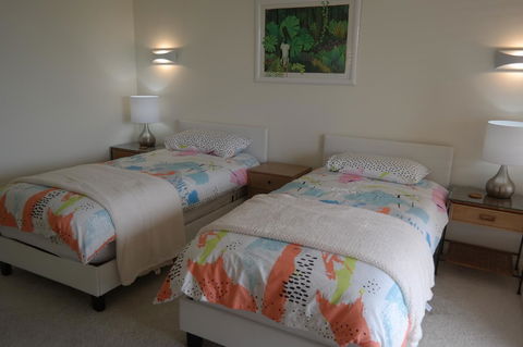 Pacific Bay Resort - Accommodation Burleigh 16