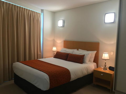 Wallaroo Marina Luxury Apartment - Accommodation Burleigh 4