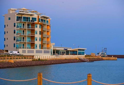 Wallaroo Marina Luxury Apartment - Accommodation Burleigh 1