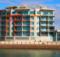 Wallaroo Marina Luxury Apartment - Accommodation Burleigh