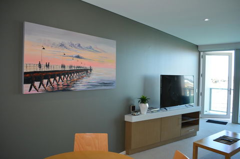 Wallaroo Marina Luxury Apartment - Accommodation Burleigh 17