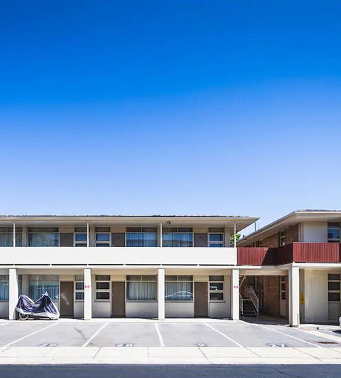 Hi 5 Glenelg Studio Apartment - Accommodation Burleigh 14