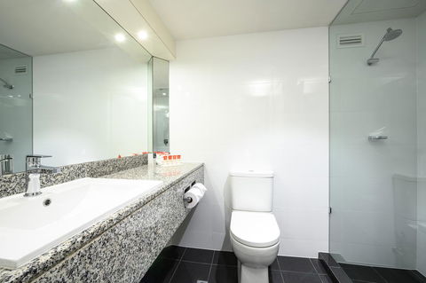Hotel Grand Chancellor Adelaide - Accommodation Burleigh 41