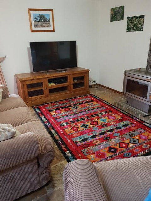Frog Song At Willunga - Accommodation Burleigh 11