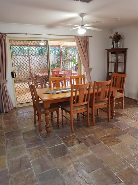 Frog Song At Willunga - Accommodation Burleigh 9