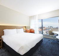 Holiday Inn Express Adelaide City Centre - Accommodation Burleigh