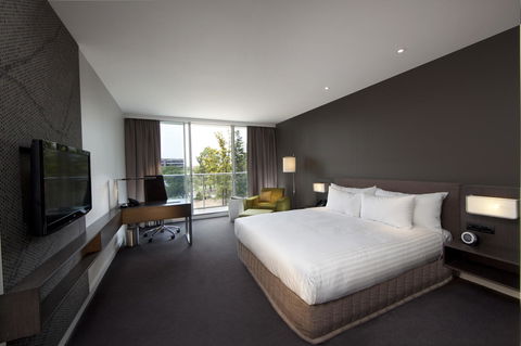 Pullman Adelaide - Accommodation Burleigh 23