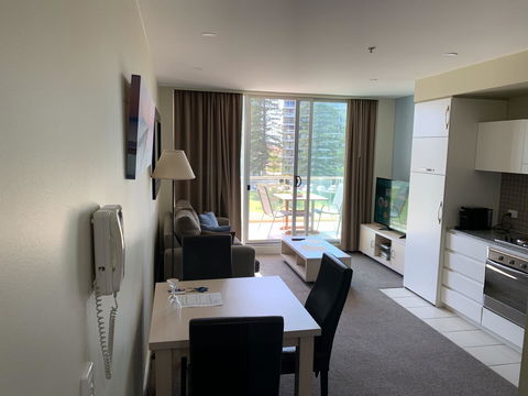 Luxury Beachside Accomodation - Accommodation Burleigh 5