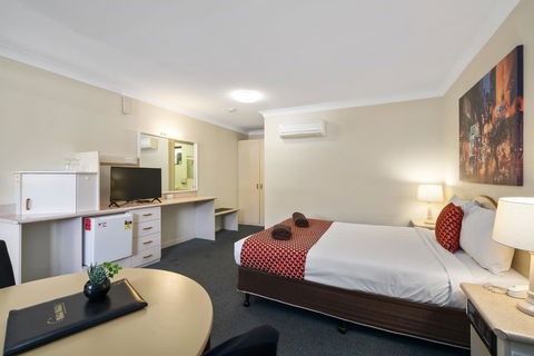 Garden City Motor Inn - Accommodation Burleigh 16
