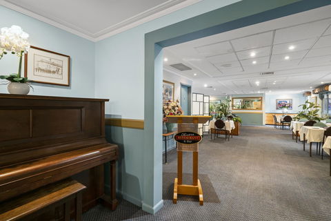Garden City Motor Inn - Accommodation Burleigh 7