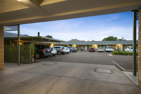 Garden City Motor Inn - Accommodation Burleigh 44