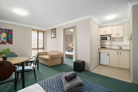 Garden City Motor Inn - Accommodation Burleigh 31