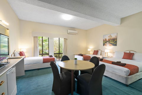 Garden City Motor Inn - Accommodation Burleigh 22