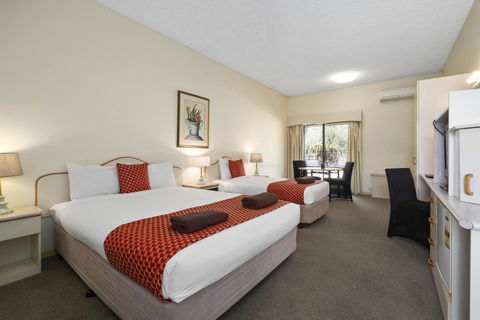 Garden City Motor Inn - Accommodation Burleigh 19