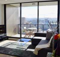 Whitmore SQ - Accommodation Burleigh