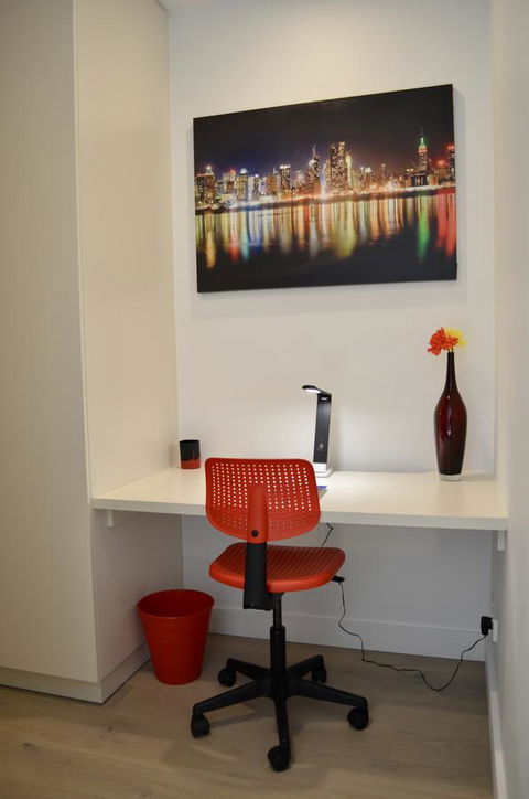 Whitmore SQ - Accommodation Burleigh 7