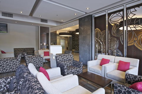 Mantra Hindmarsh Square - Accommodation Burleigh 9