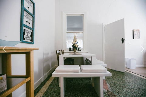A Rose By The Park - Accommodation Burleigh 5