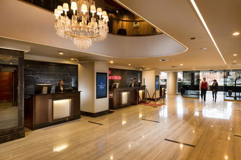 Stamford Plaza Adelaide - Accommodation Burleigh 22