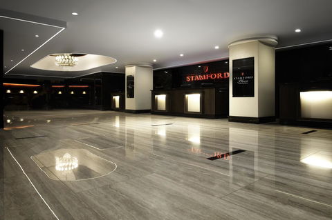 Stamford Plaza Adelaide - Accommodation Burleigh 24