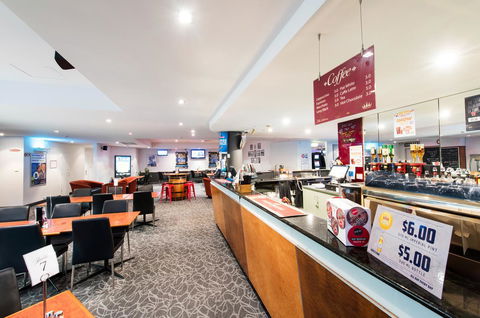 Nightcap At Rose & Crown Hotel - Accommodation Burleigh 33