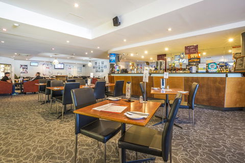 Nightcap At Rose & Crown Hotel - Accommodation Burleigh 9