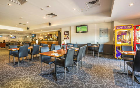 Nightcap At Rose & Crown Hotel - Accommodation Burleigh 22