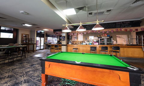 Nightcap At Rose & Crown Hotel - Accommodation Burleigh 5