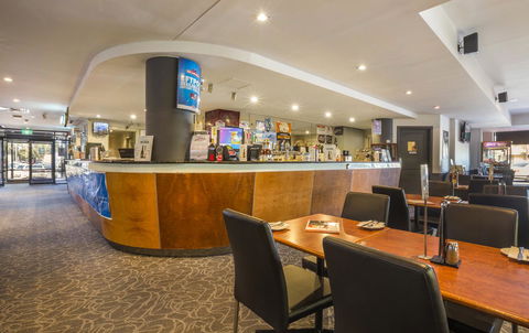 Nightcap At Rose & Crown Hotel - Accommodation Burleigh 21