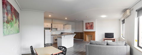 Nightcap At Rose & Crown Hotel - Accommodation Burleigh 25