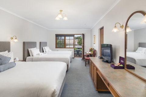 Adelaide Inn - Accommodation Burleigh 8