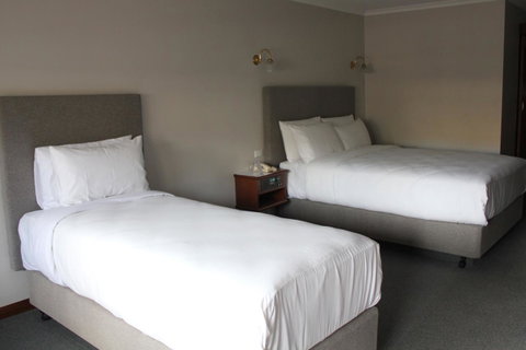 Adelaide Inn - Accommodation Burleigh 25