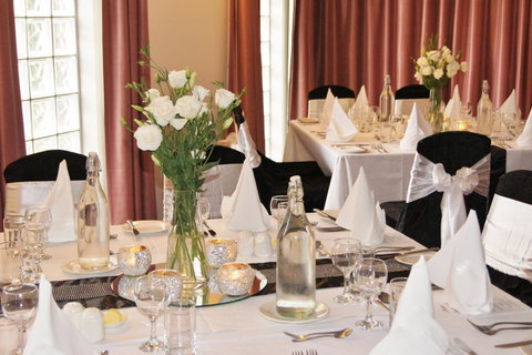 Adelaide Inn - Accommodation Burleigh 27