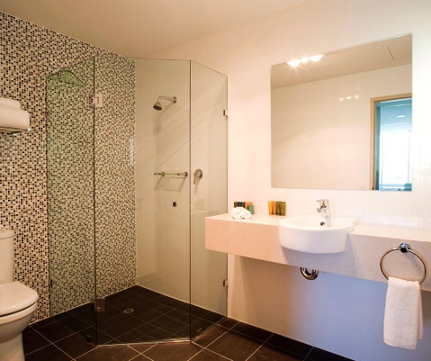 Adelaide Rockford - Accommodation Burleigh 18