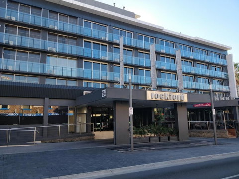 Adelaide Rockford - Accommodation Burleigh 1