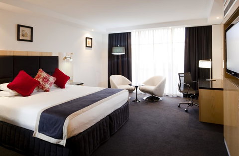 Adelaide Rockford - Accommodation Burleigh 0