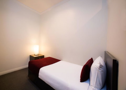 Franklin Apartments - Accommodation Burleigh 20