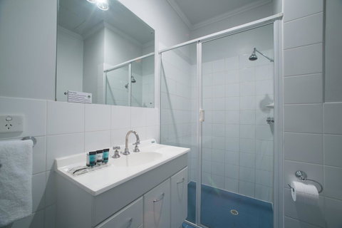 Franklin Apartments - Accommodation Burleigh 13
