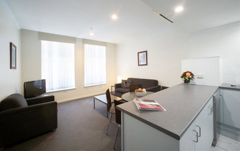 Franklin Apartments - Accommodation Burleigh 12