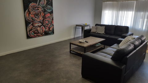 Aart Apartments - Accommodation Burleigh 9