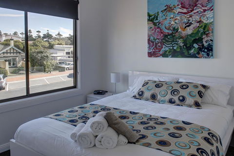 Aart Apartments - Accommodation Burleigh 25