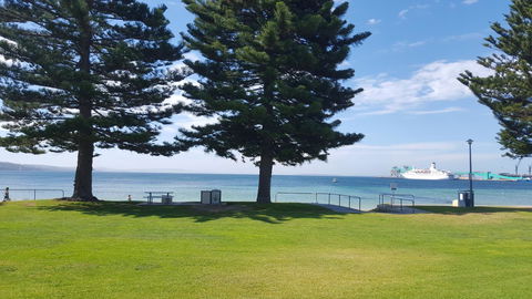Aart Apartments - Accommodation Burleigh 2