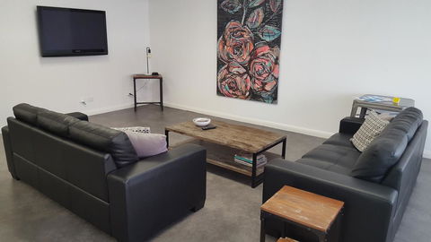 Aart Apartments - Accommodation Burleigh 8